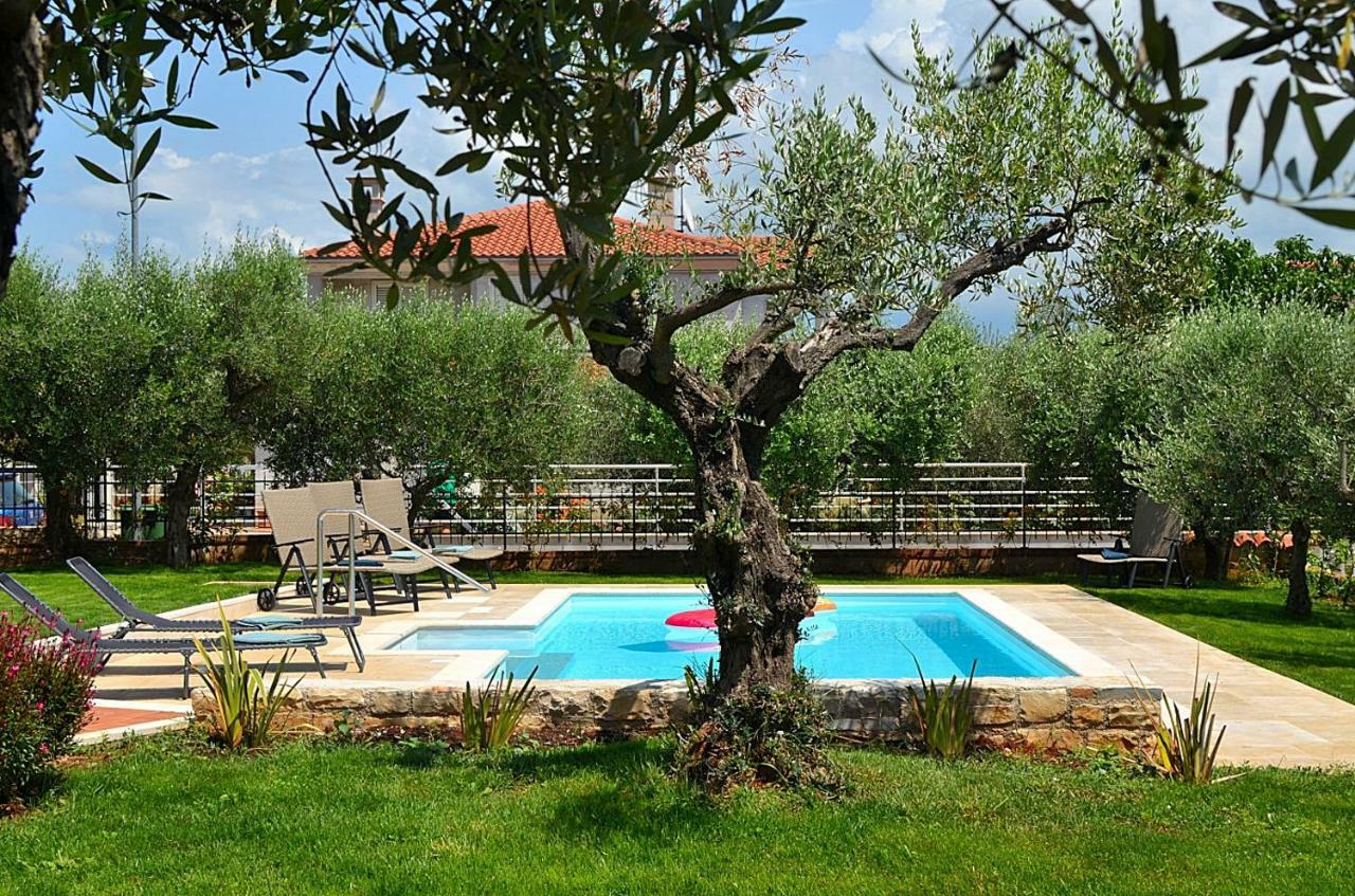 Holiday Home Sverko Novigrad  Exterior photo