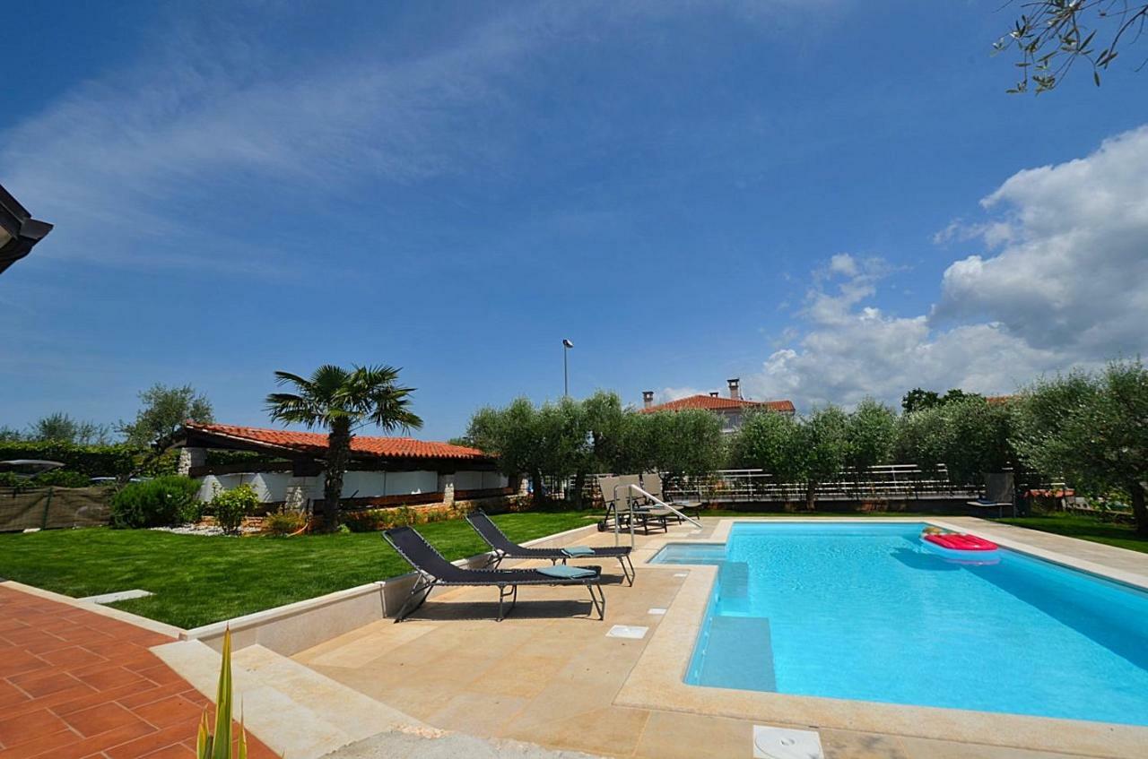Holiday Home Sverko Novigrad  Exterior photo